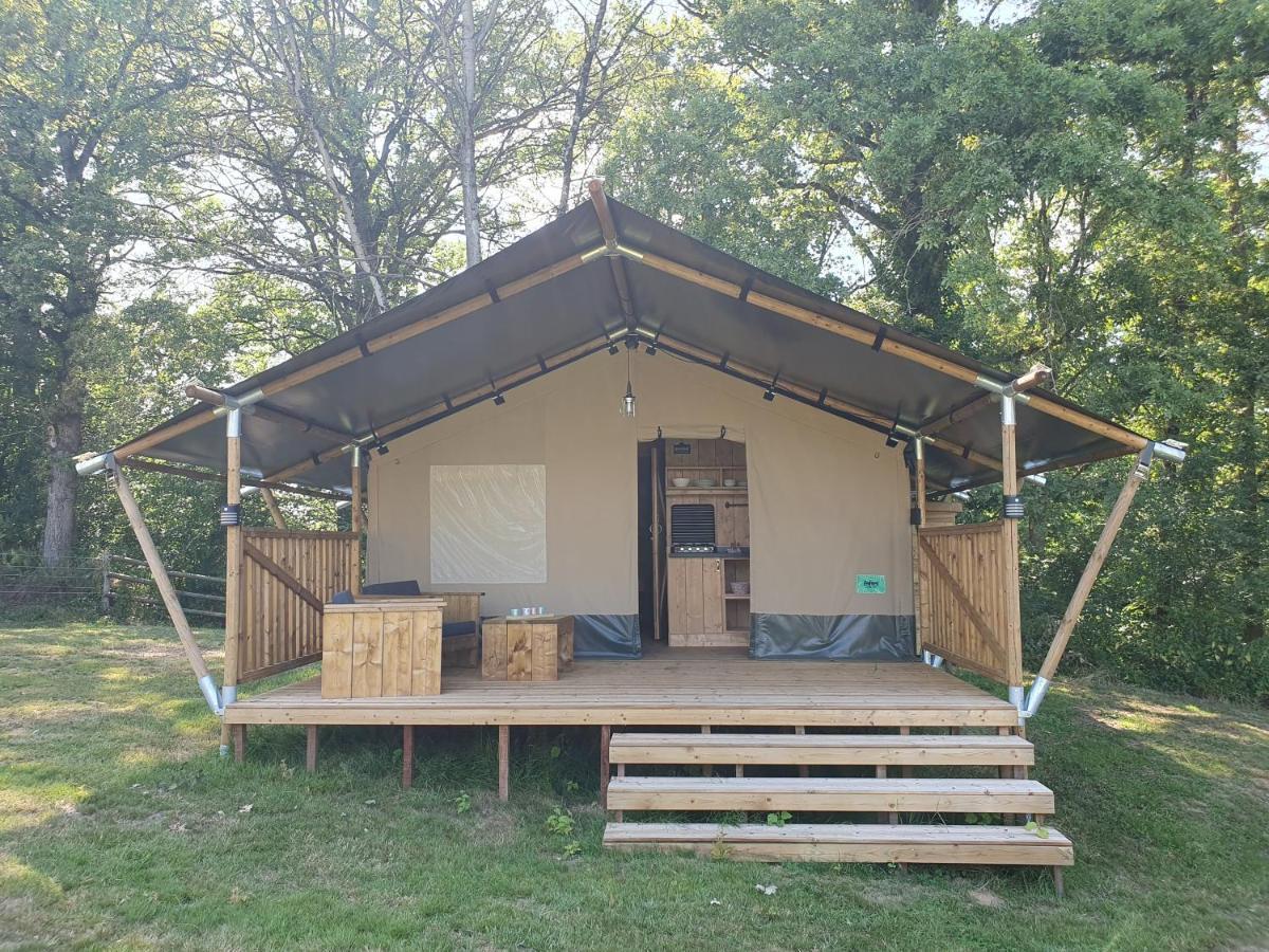 Luxury Safari Tents At Moulin Du Pommier Glamping & Camping Saulgond Extérieur photo